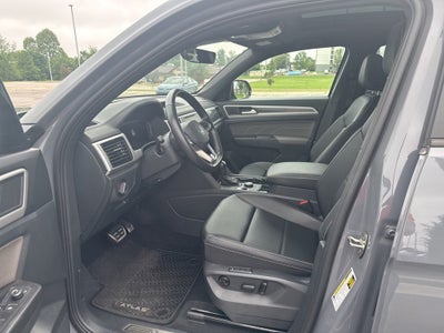 2023 Volkswagen Atlas Cross Sport 3.6L V6 SEL R-Line
