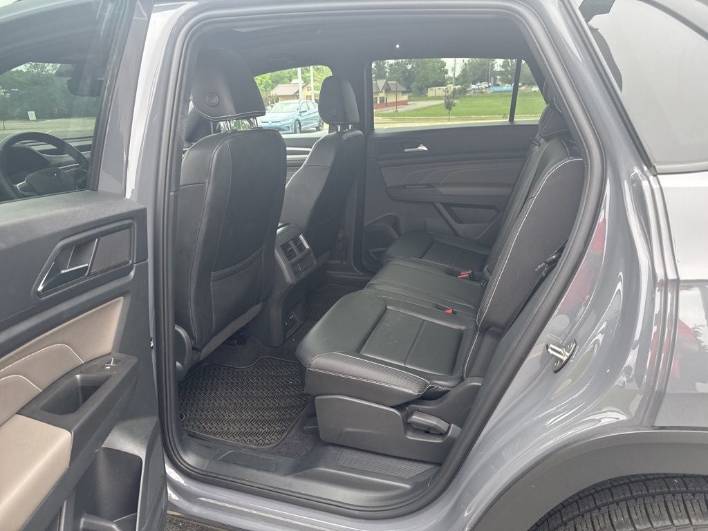 2023 Volkswagen Atlas Cross Sport 3.6L V6 SEL R-Line
