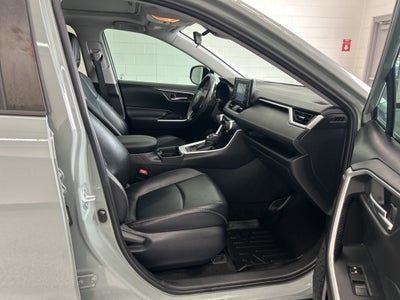 2020 Toyota RAV4 XLE Premium