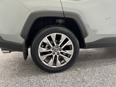 2020 Toyota RAV4 XLE Premium