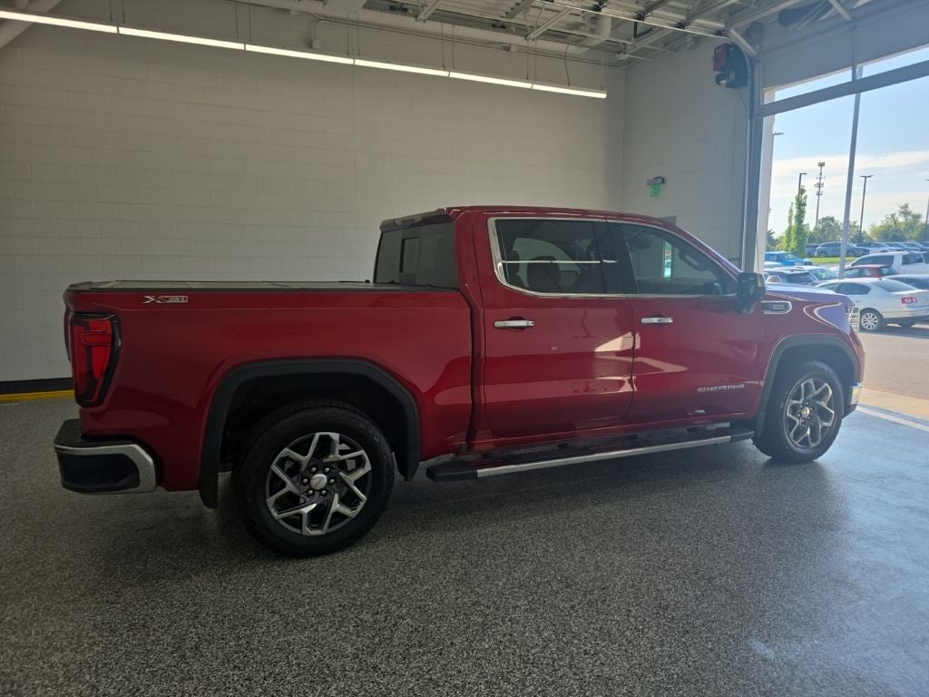 2025 GMC Sierra 1500 SLT