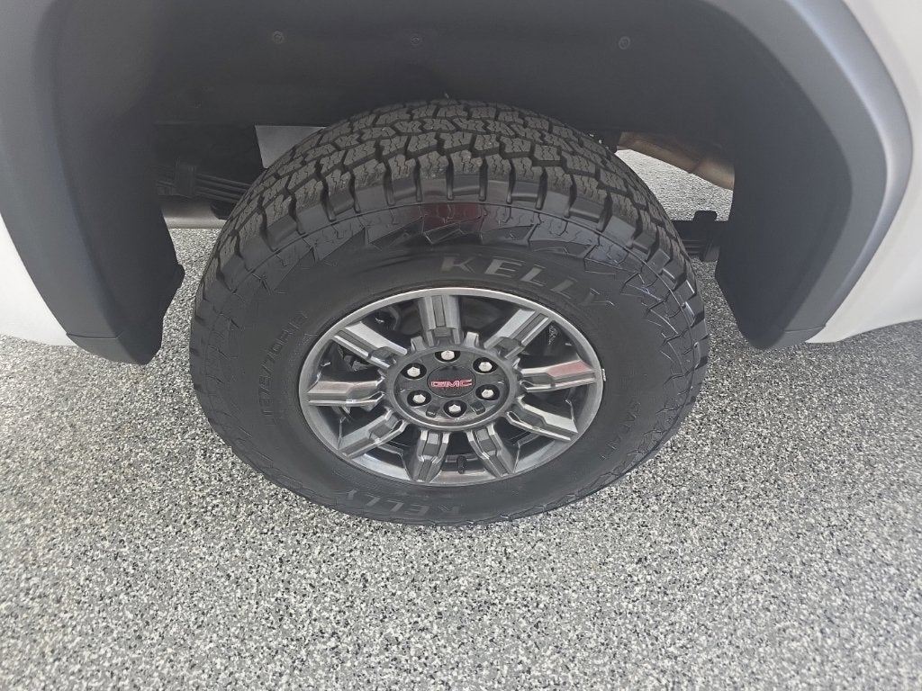 2025 GMC Sierra 1500 AT4X