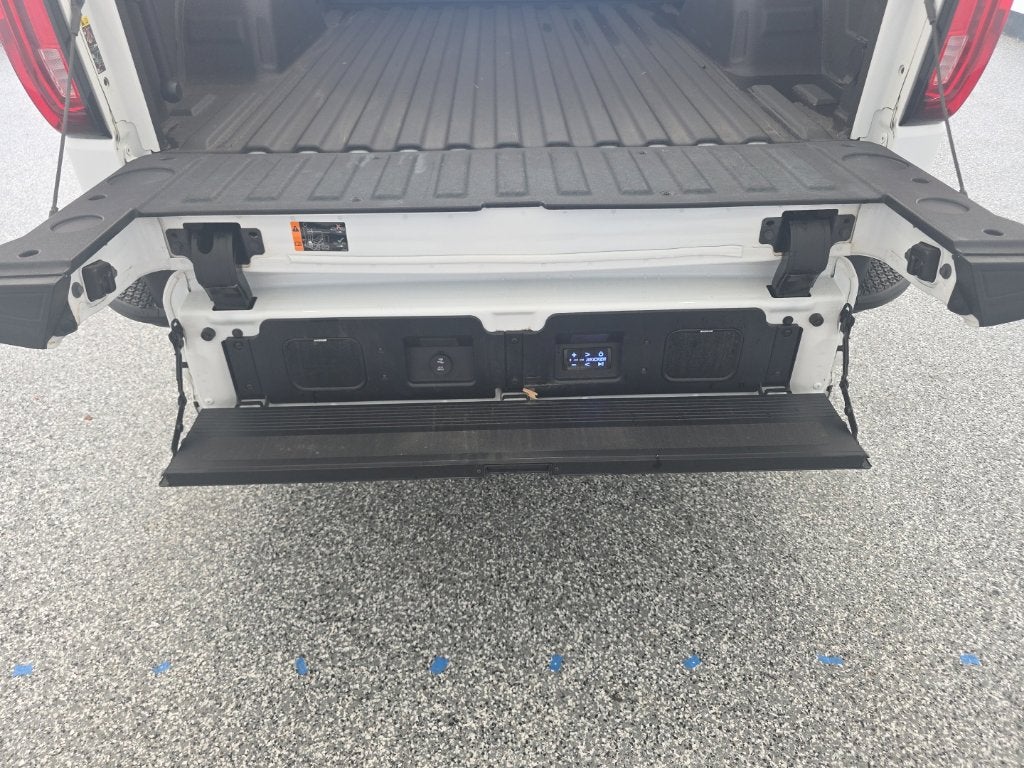 2025 GMC Sierra 1500 AT4X
