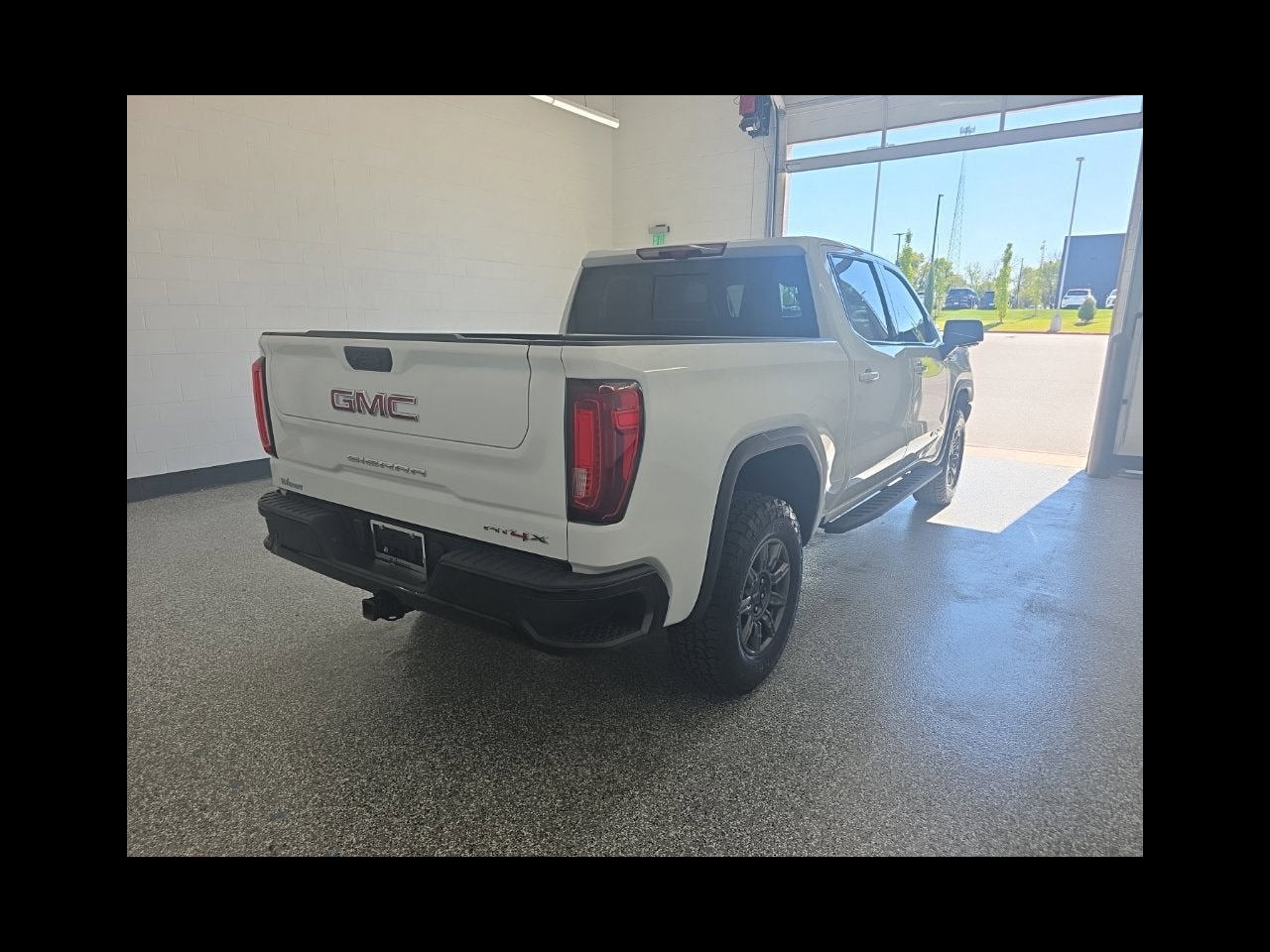 2025 GMC Sierra 1500 AT4X