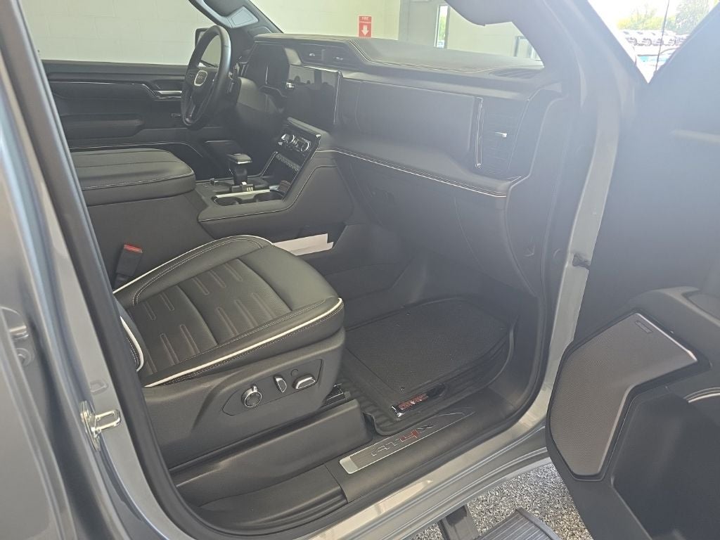 2025 GMC Sierra 1500 AT4X AT4X