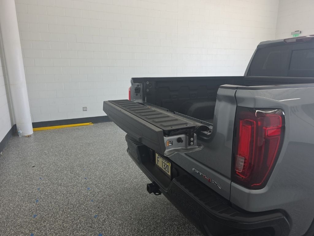 2025 GMC Sierra 1500 AT4X AT4X