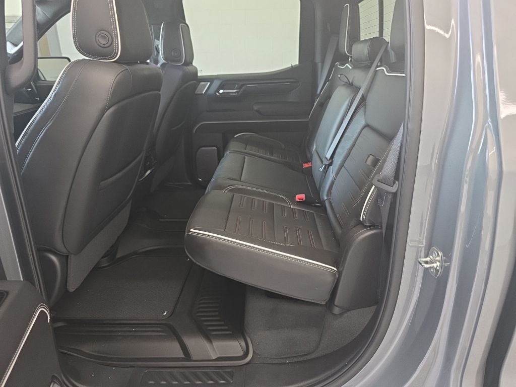 2025 GMC Sierra 1500 AT4X AT4X