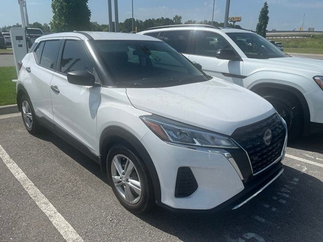 2022 Nissan Kicks S