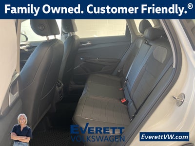 2026 Volkswagen Taos 1.5T SE Black