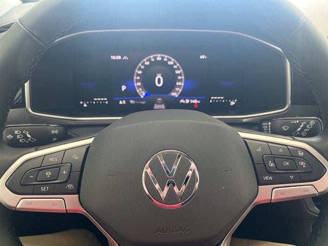 2026 Volkswagen Taos 1.5T SE Black