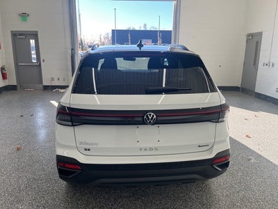 2026 Volkswagen Taos 1.5T SE Black