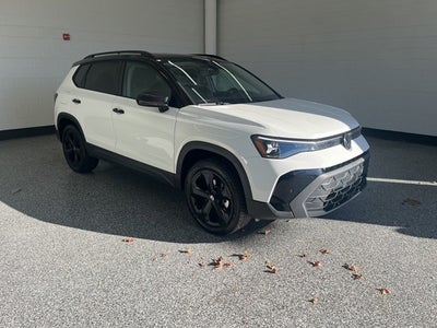 2026 Volkswagen Taos 1.5T SE Black