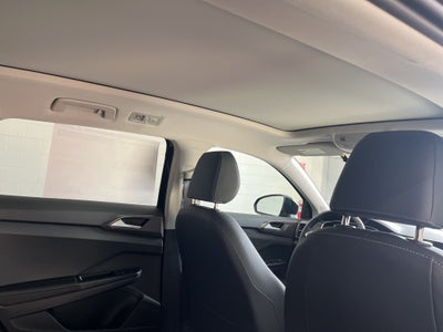 2026 Volkswagen Taos 1.5T SE Black