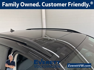 2026 Volkswagen Taos 1.5T SE Black