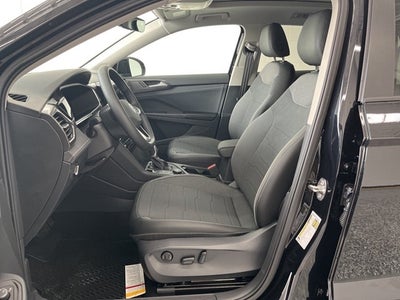 2026 Volkswagen Taos 1.5T SE Black