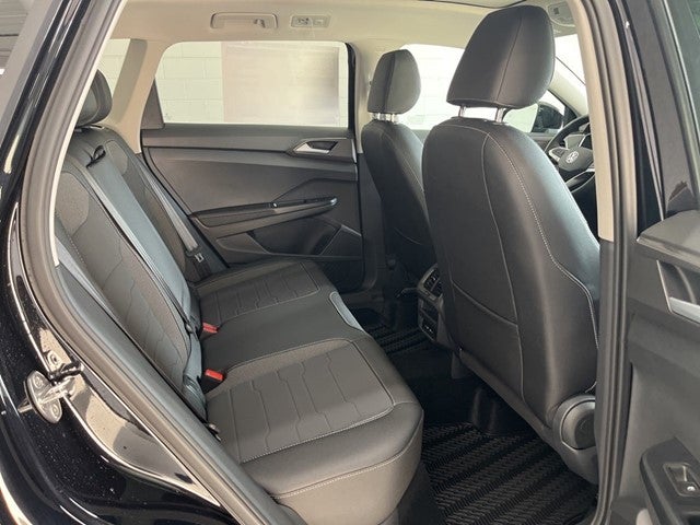 2026 Volkswagen Taos 1.5T SE Black