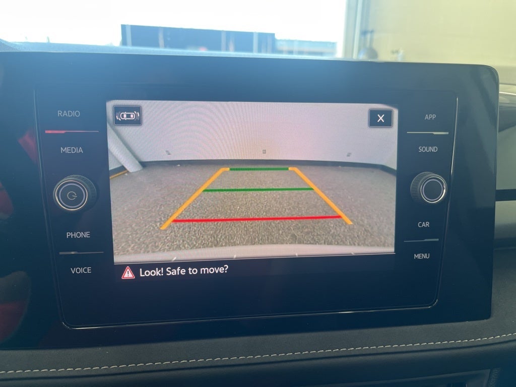 2026 Volkswagen Taos 1.5T SE Black