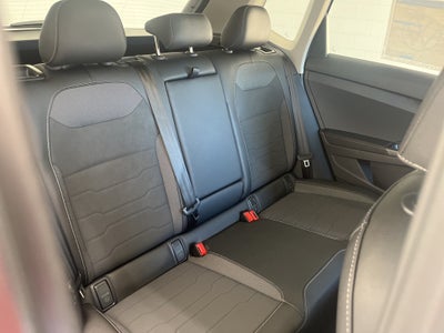 2026 Volkswagen Taos 1.5T SE Black