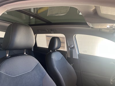 2026 Volkswagen Taos 1.5T SE Black