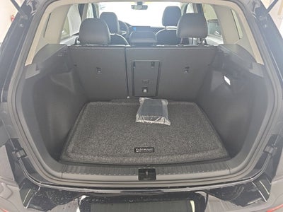 2027 Volkswagen Taos 1.5T SE Black
