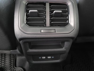 2027 Volkswagen Taos 1.5T SE Black