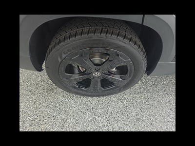 2027 Volkswagen Taos 1.5T SE Black
