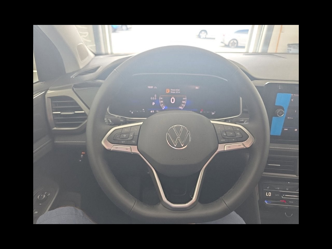 2027 Volkswagen Taos 1.5T SE Black