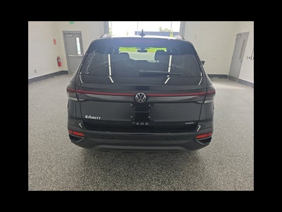 2027 Volkswagen Taos 1.5T SE Black
