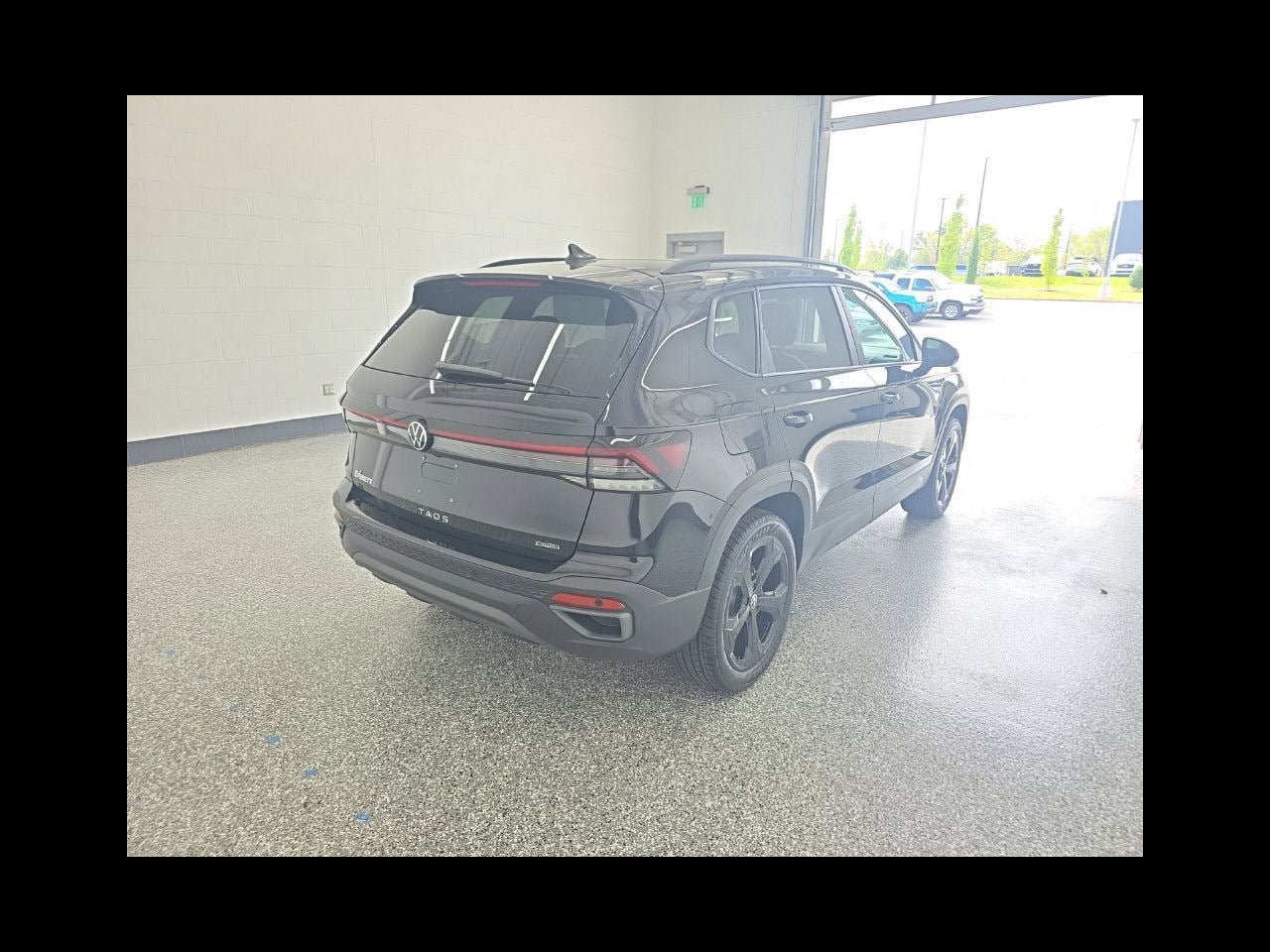 2027 Volkswagen Taos 1.5T SE Black