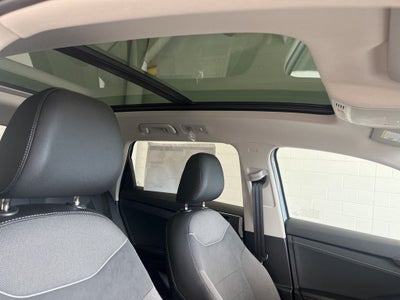 2026 Volkswagen Taos 1.5T SE Black