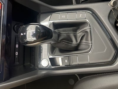 2026 Volkswagen Taos 1.5T SE Black