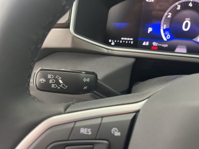 2026 Volkswagen Taos 1.5T SE Black