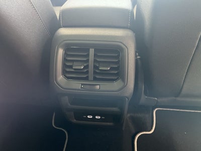 2026 Volkswagen Taos 1.5T SE Black