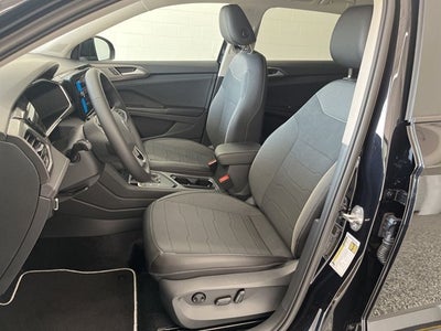 2026 Volkswagen Taos 1.5T SE Black