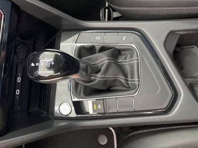 2026 Volkswagen Taos 1.5T SE Black