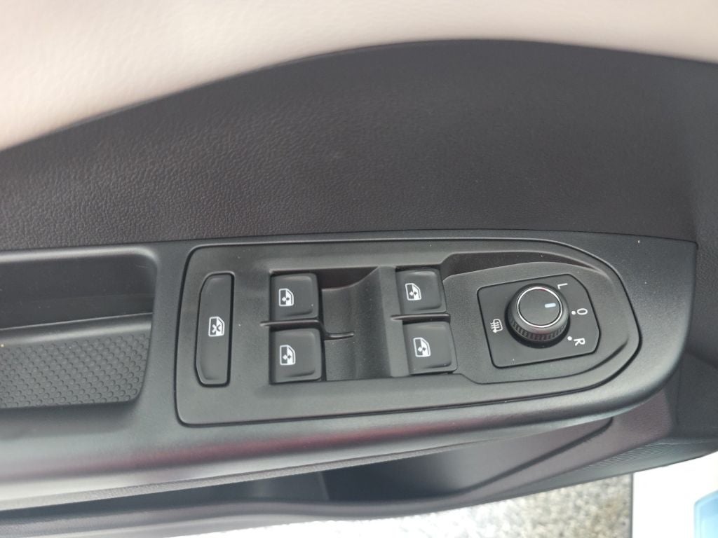 2026 Volkswagen Taos 1.5T SEL