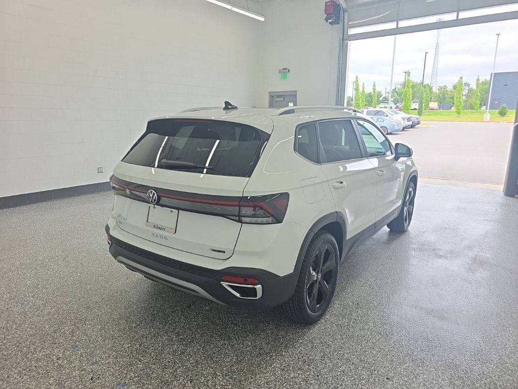 2026 Volkswagen Taos 1.5T SEL