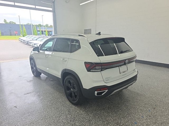 2026 Volkswagen Taos 1.5T SEL
