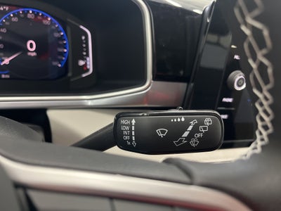 2026 Volkswagen Taos 1.5T SEL