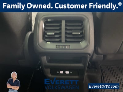 2026 Volkswagen Taos 1.5T SEL