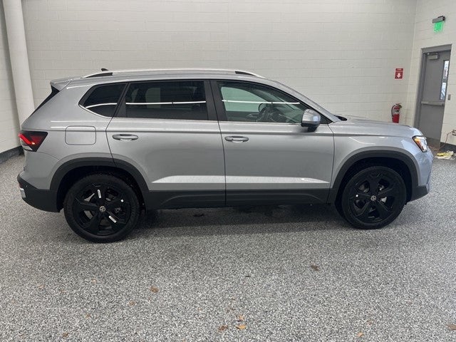 2026 Volkswagen Taos 1.5T SEL