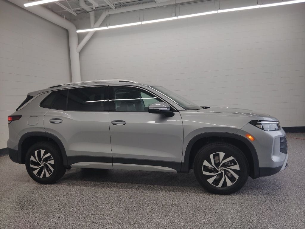 2026 Volkswagen Tiguan 2.0T S