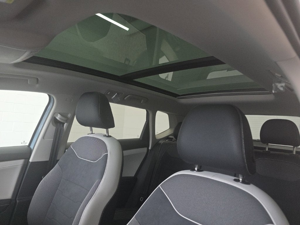 2027 Volkswagen Taos 1.5T SE