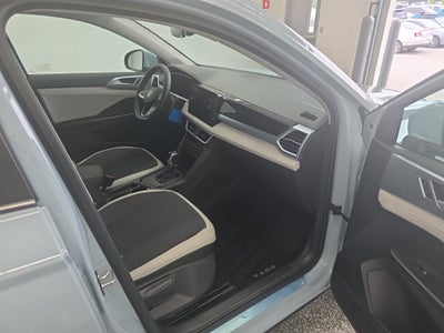 2027 Volkswagen Taos 1.5T SE