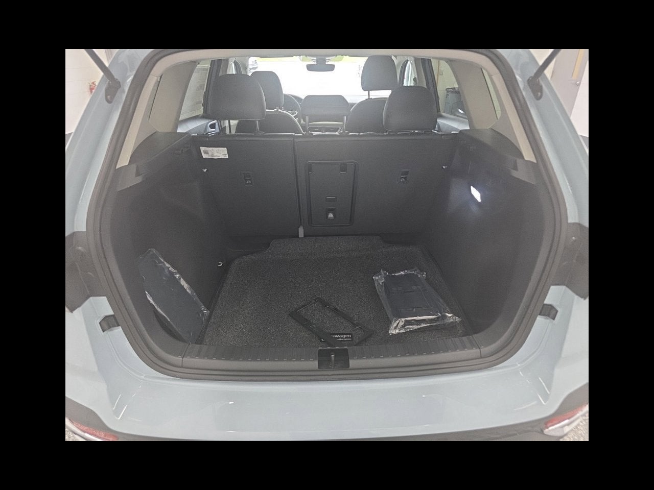 2027 Volkswagen Taos 1.5T SE