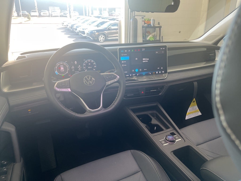 2026 Volkswagen Tiguan 2.0T SE