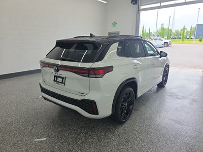 2026 Volkswagen Tiguan 2.0T SE R-Line Black