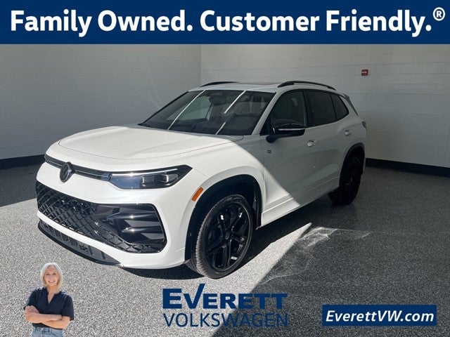 2026 Volkswagen Tiguan 2.0T SE R-Line Black