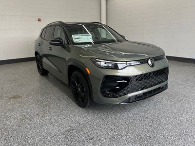 2026 Volkswagen Tiguan 2.0T SE R-Line Black