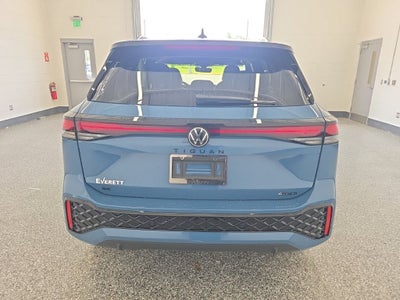 2026 Volkswagen Tiguan 2.0T SE R-Line Black